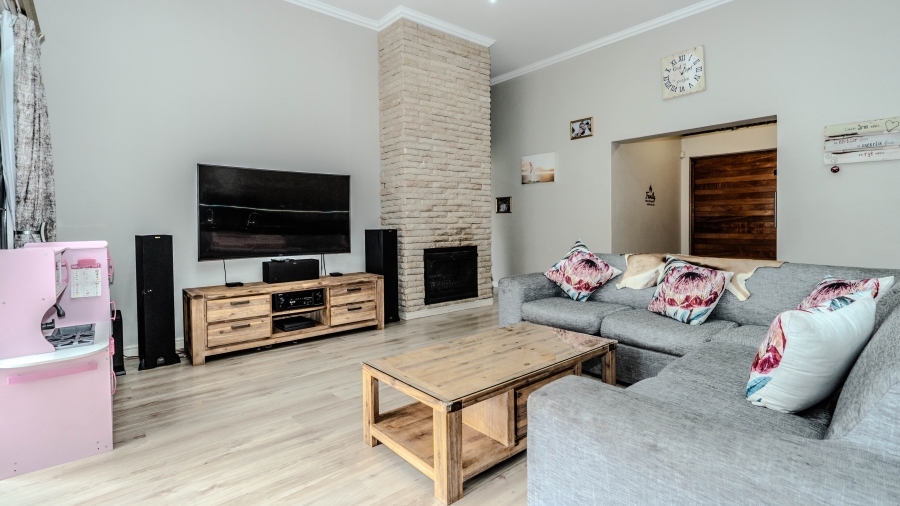 3 Bedroom Property for Sale in Sonkring Western Cape